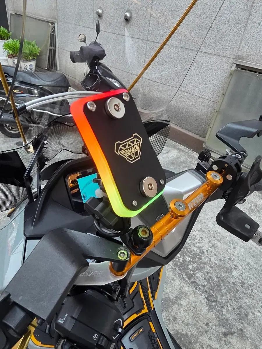 thumbnail-8